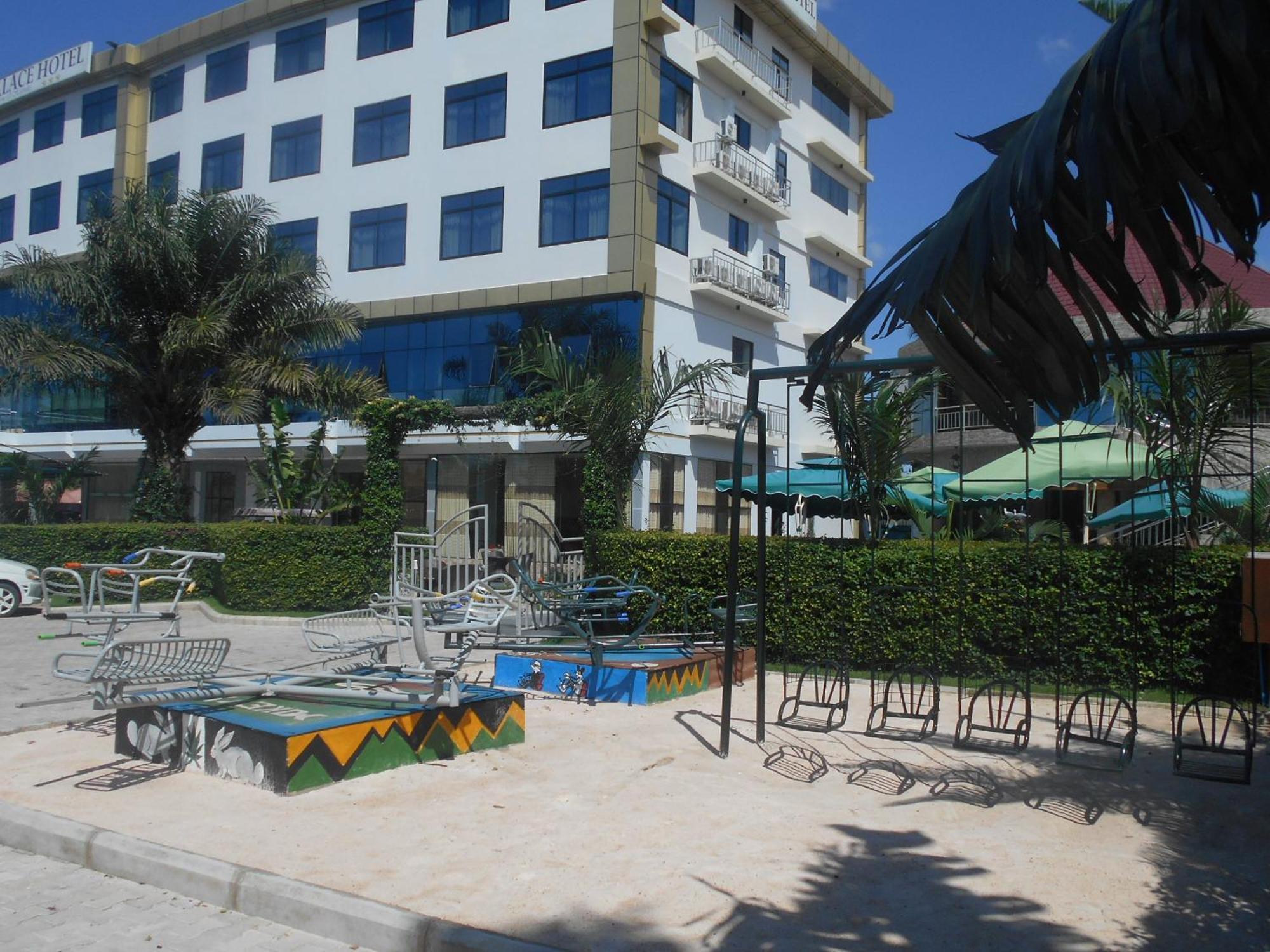 Adden Palace Hotel & Conference Centre موانزا المظهر الخارجي الصورة