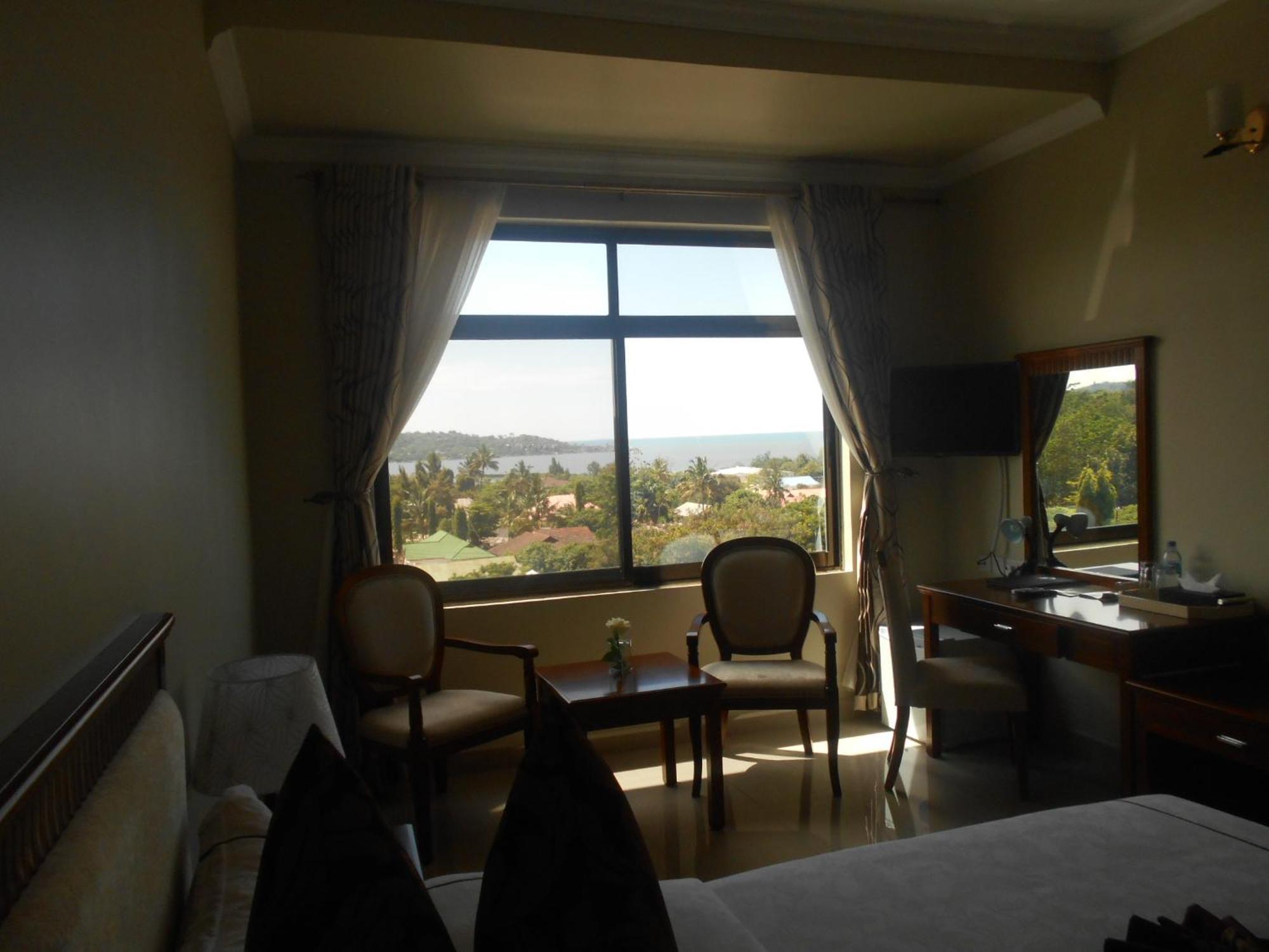 Adden Palace Hotel & Conference Centre موانزا المظهر الخارجي الصورة