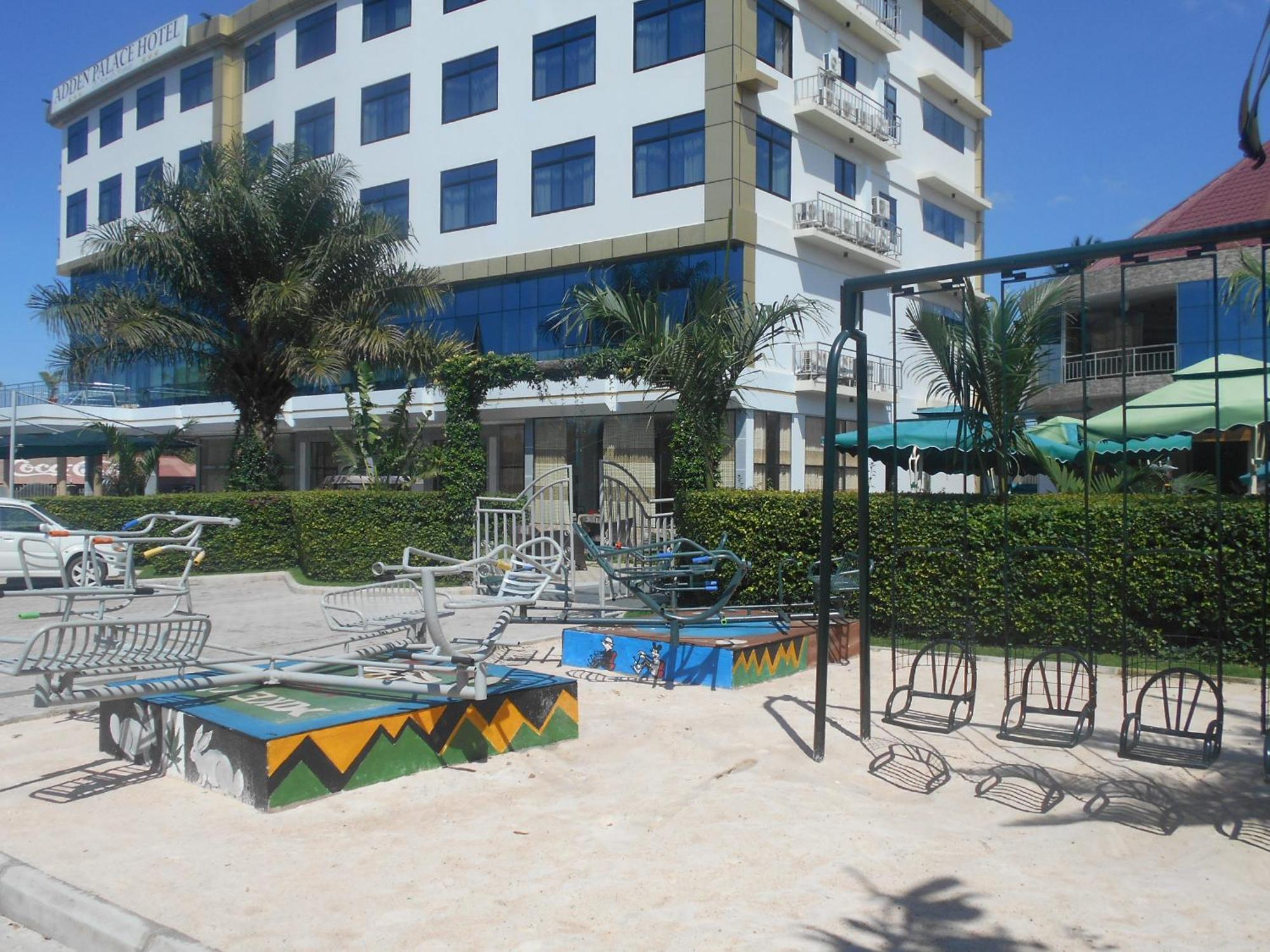Adden Palace Hotel & Conference Centre موانزا المظهر الخارجي الصورة